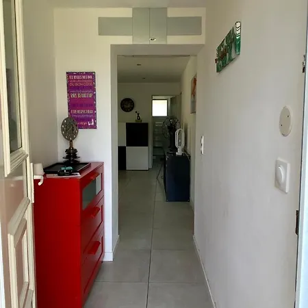 Maison Chaleureuse Avec Spa Et Jardin Privatif Six-Fours-les-Plages