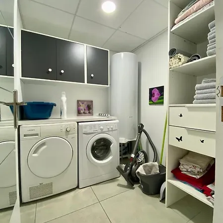 Maison Chaleureuse Avec Spa Et Jardin Privatif Six-Fours-les-Plages